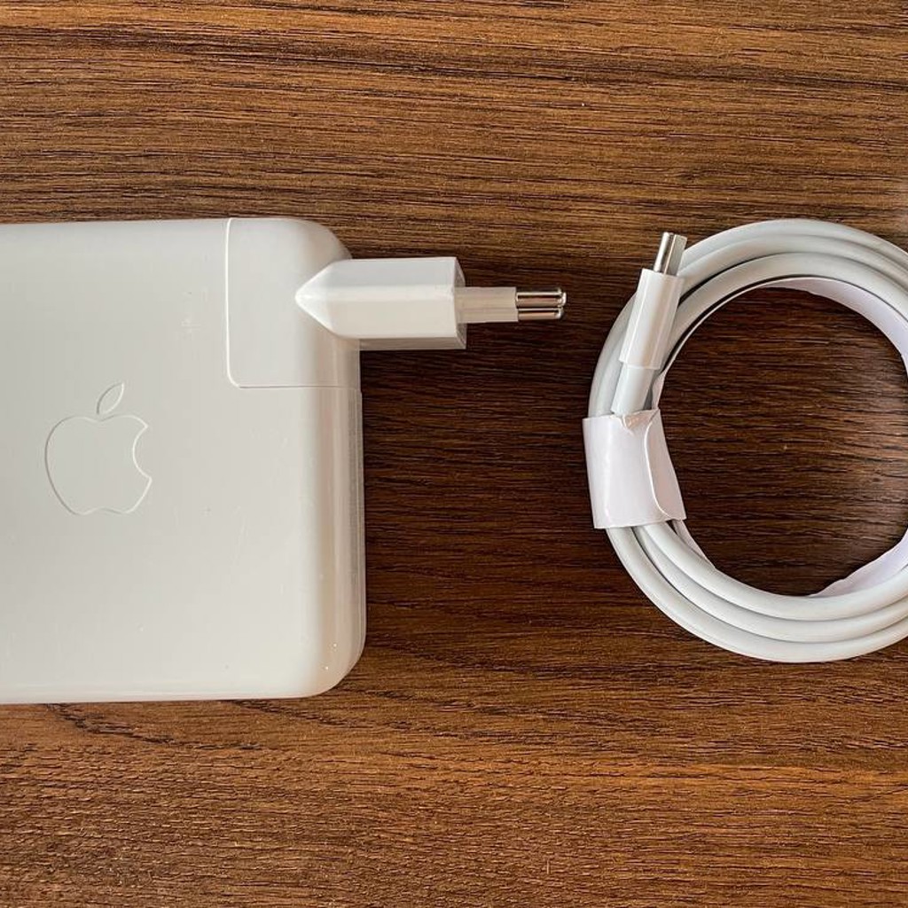 Зарядный блок Apple 87W