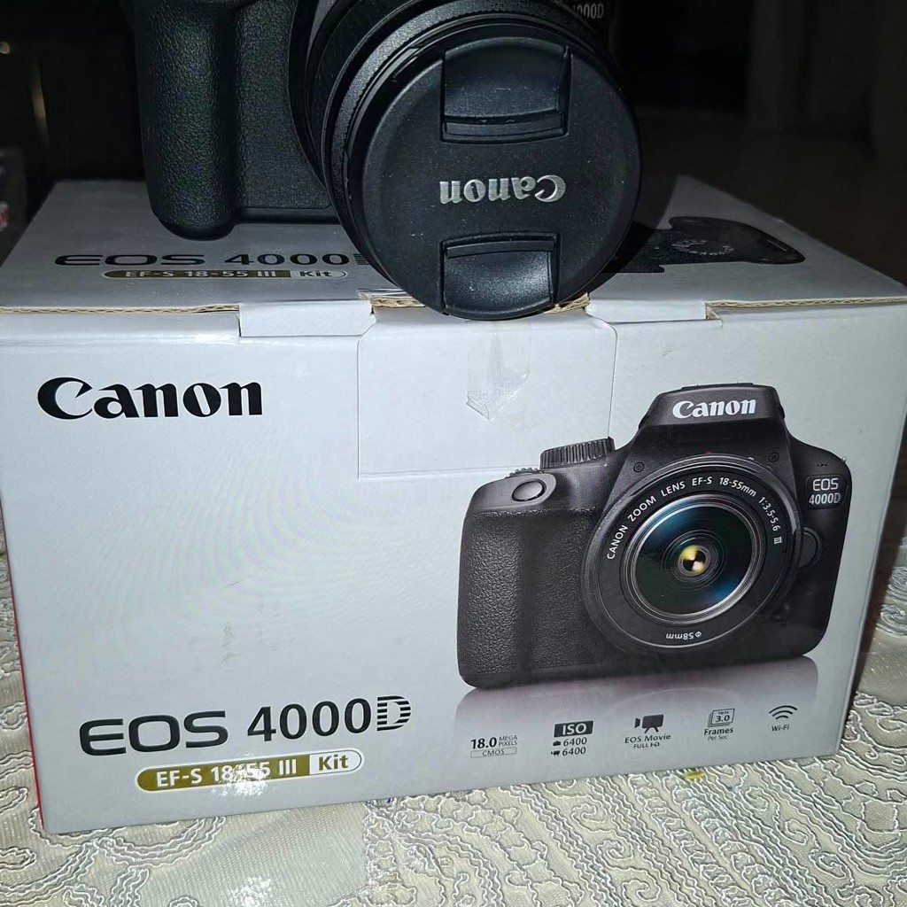Фотоаппарат Canon EOS 4000D