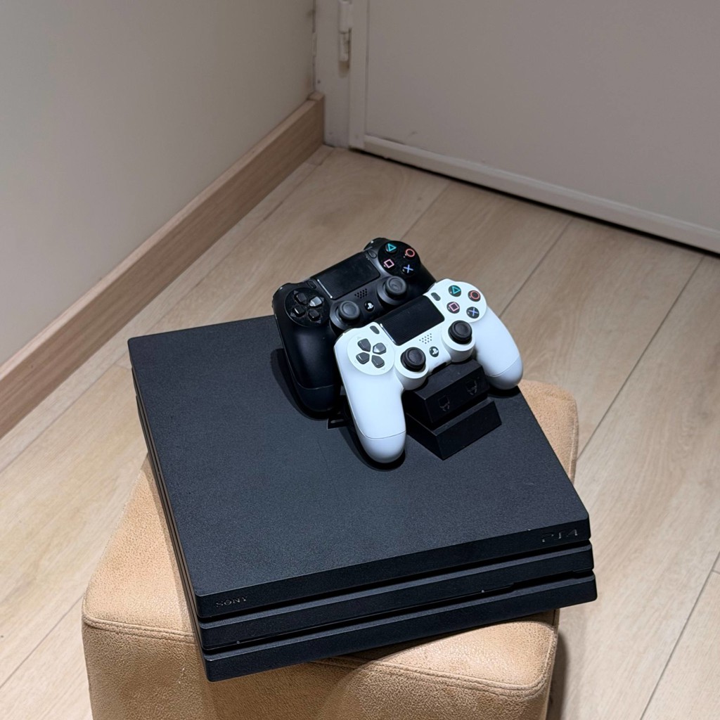 PlayStation 4 PRO