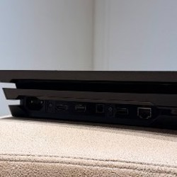 PlayStation 4 PRO - фото 3