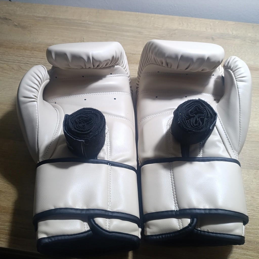 Перчатки Fight House
