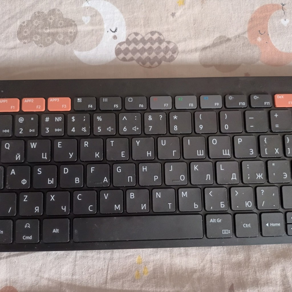 Клавиатура Samsung Smart Keyboard Trio 500