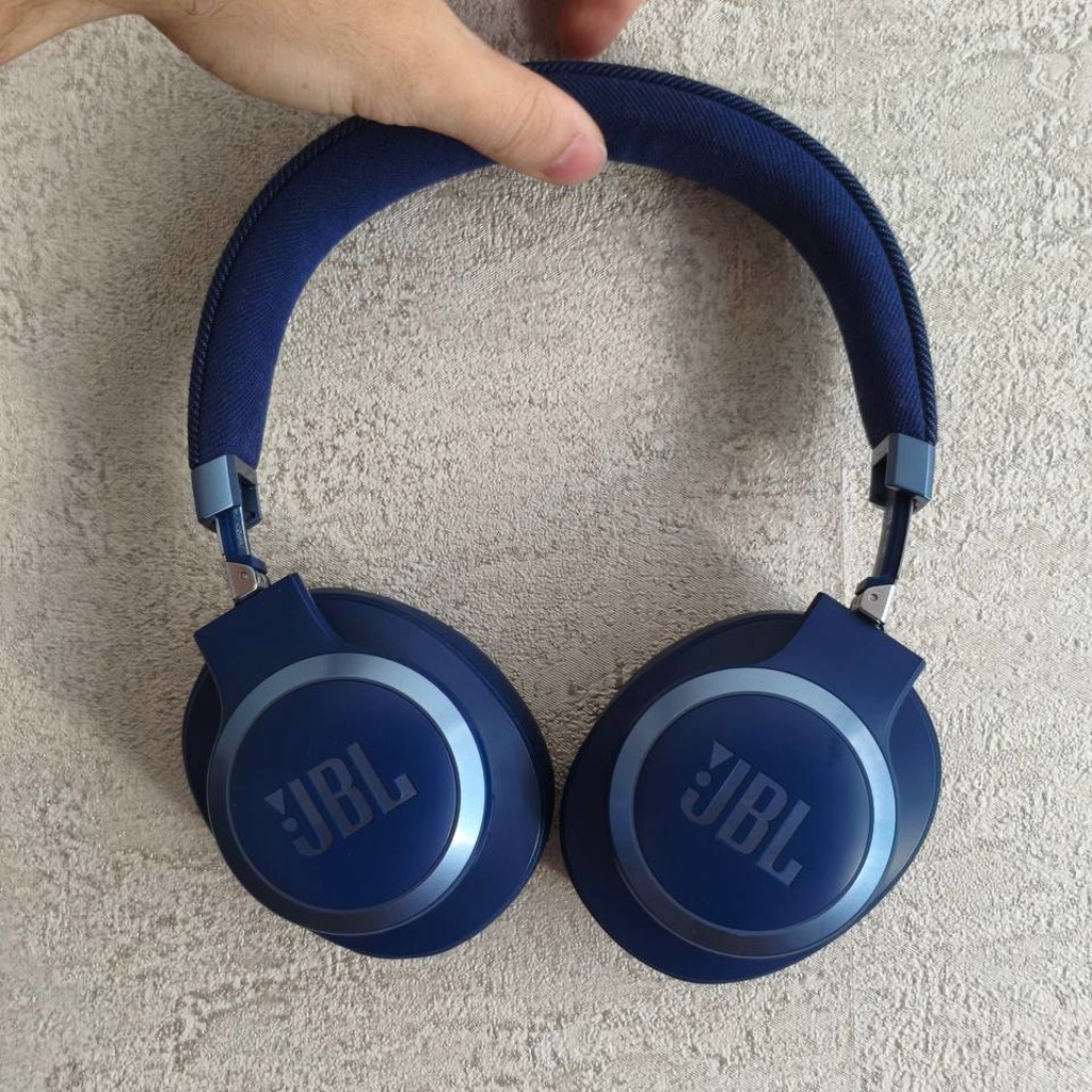 Наушники JBL LIVE770