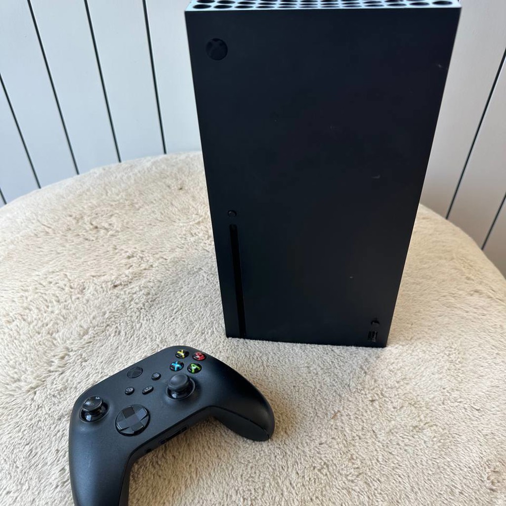 Игровая приставка Xbox Series X