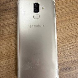 Samsung Galaxy J8 - фото 3