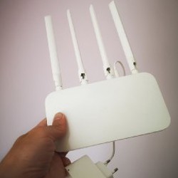 Wi-Fi роутер Xiaomi Mi Router 4C - фото 2