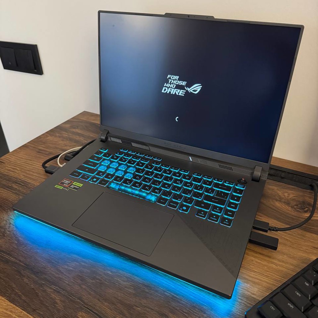 Ноутбук Asus ROG Strix 16