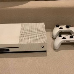 Консоль XBOX One S - фото 2