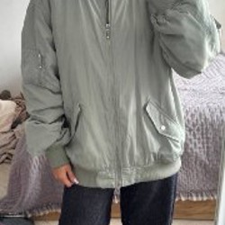 Бомбер / куртка H&M - фото 2