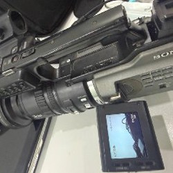 SONY DSR-PD170P Camcorder - фото 3