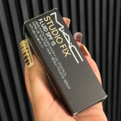 Тональная основа MAC Studio Fix Fluid SPF 15 - фото 3