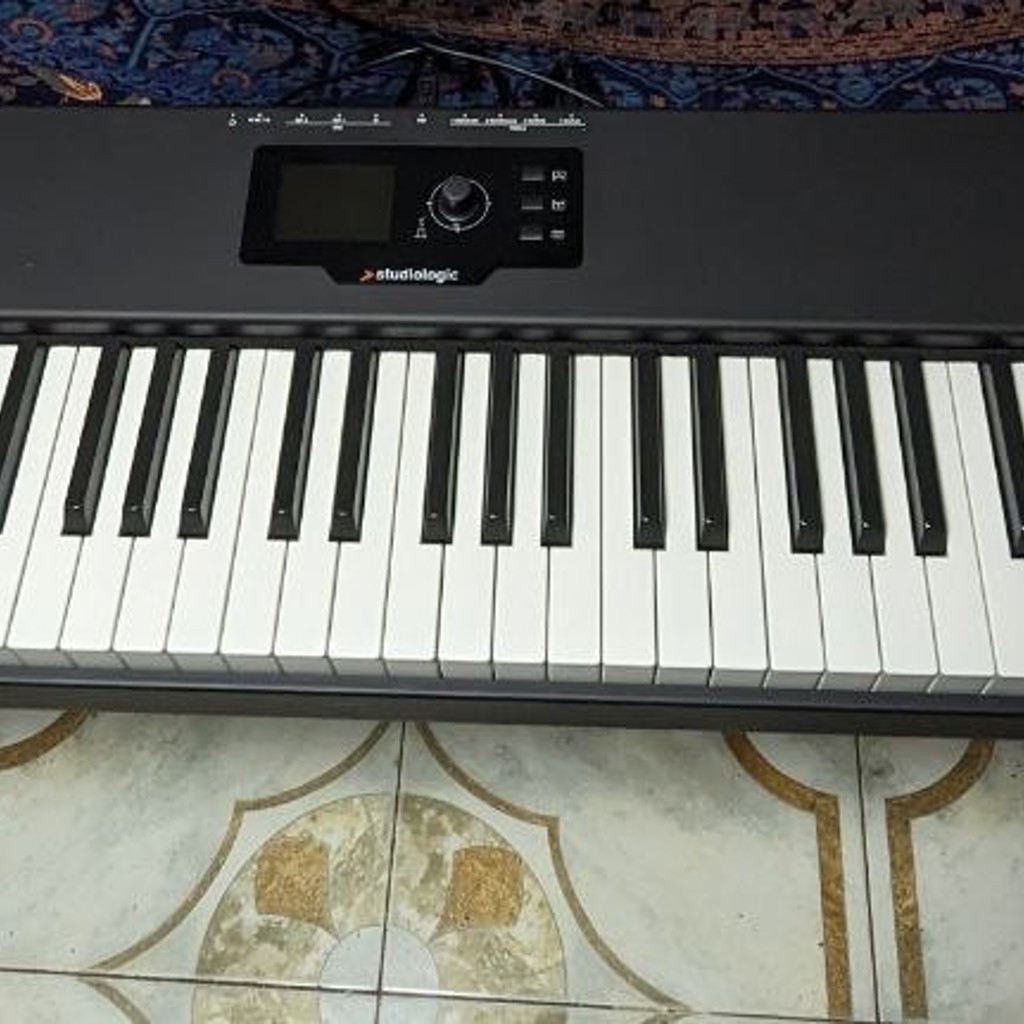 MIDI клавиатура Studiologic SL88 Studio