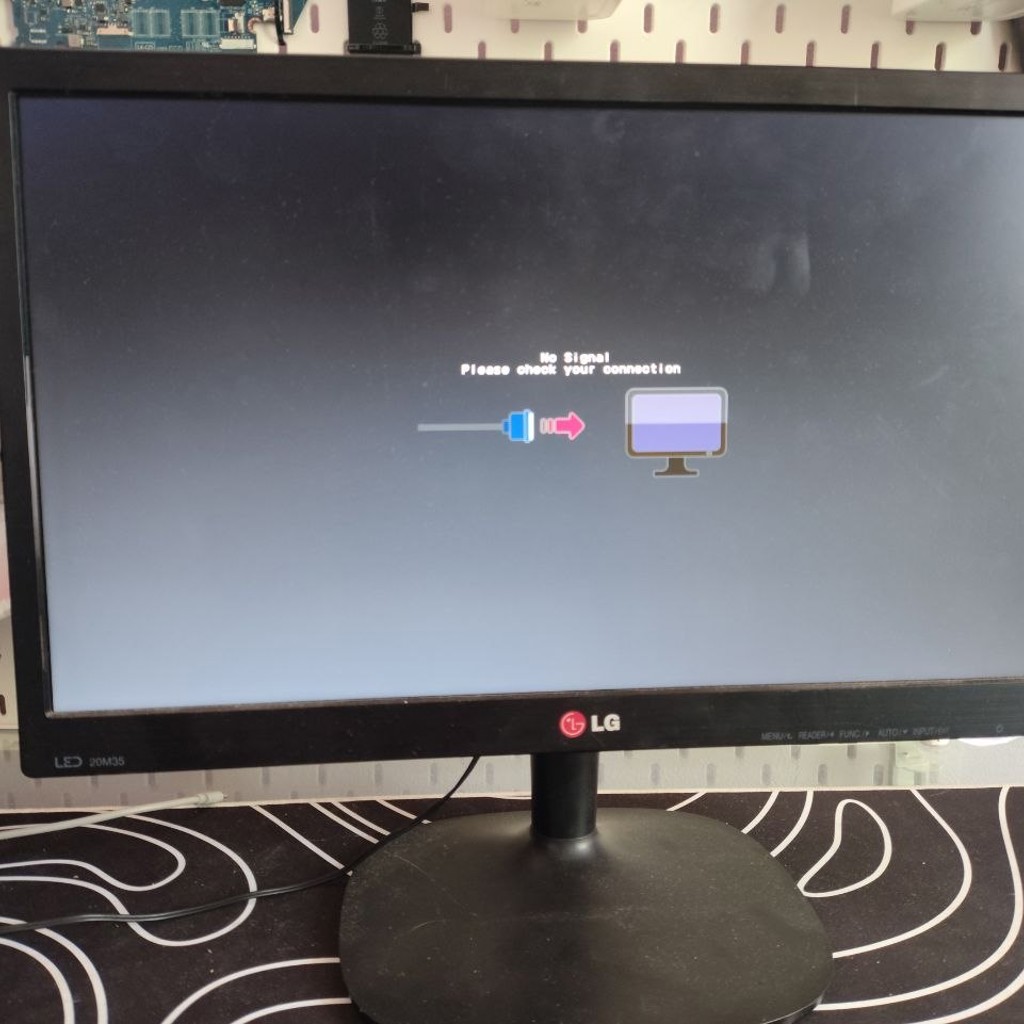 Монитор LG 20M35A-B