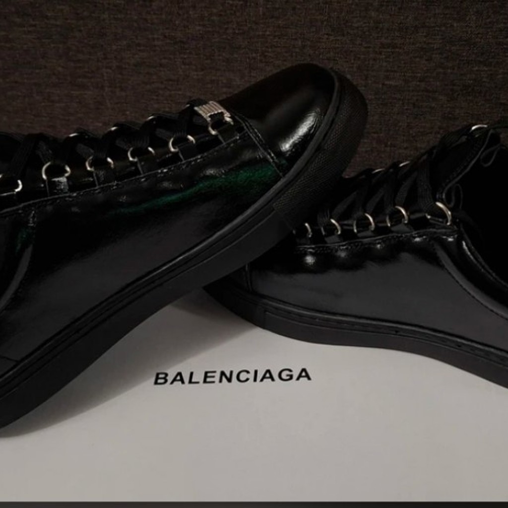 Balenciaga arena низкие черного цвета