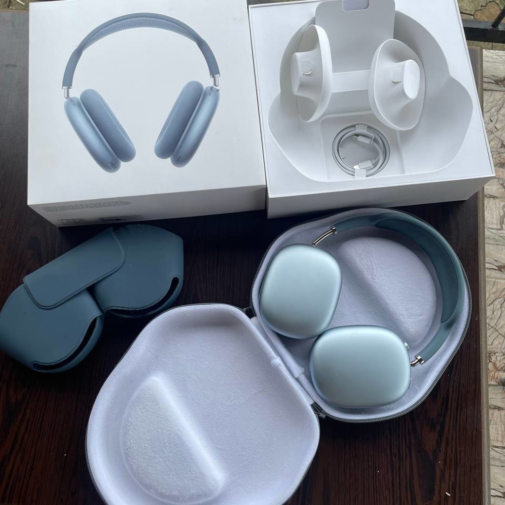AirPods Max