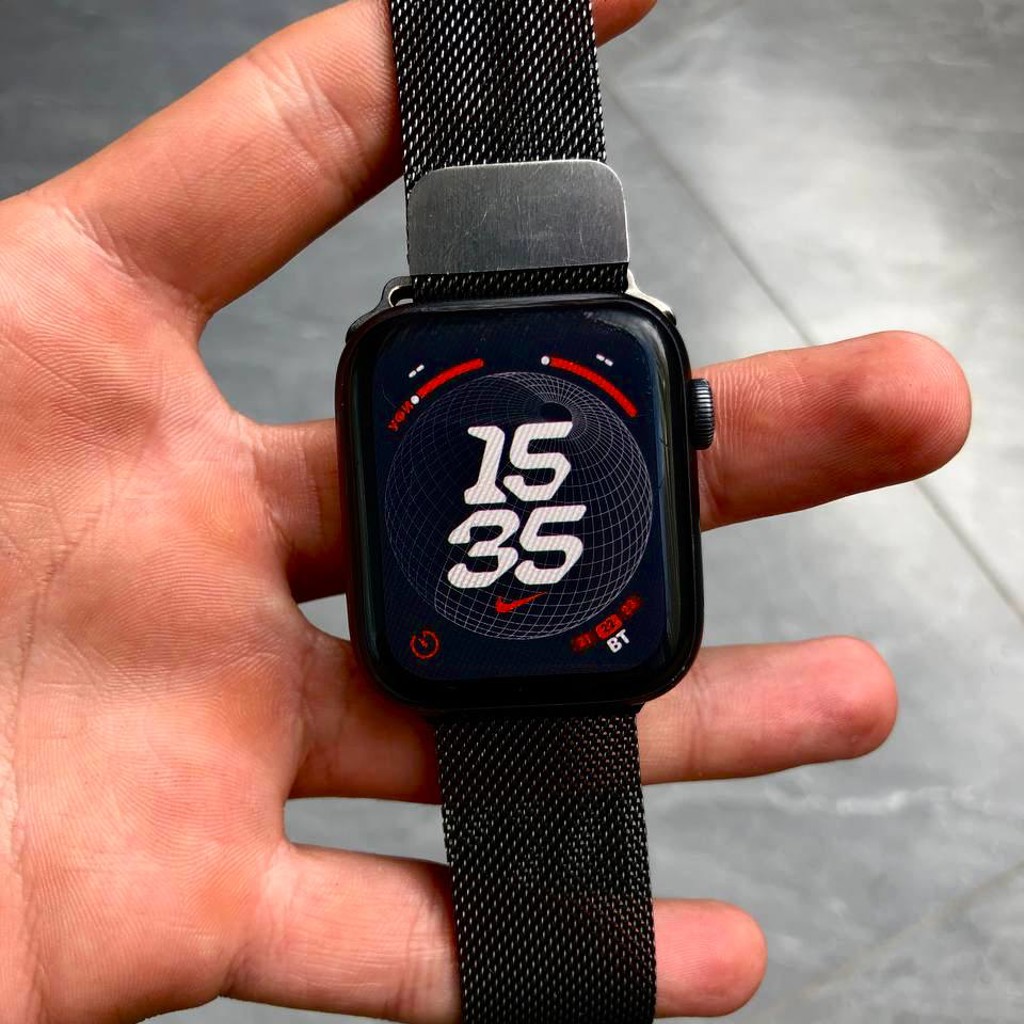 APPLE WATCH SE (1 gen)