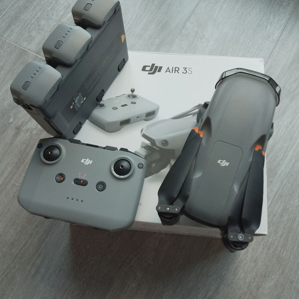 Дрон DJI Air 3S Fly More Combo