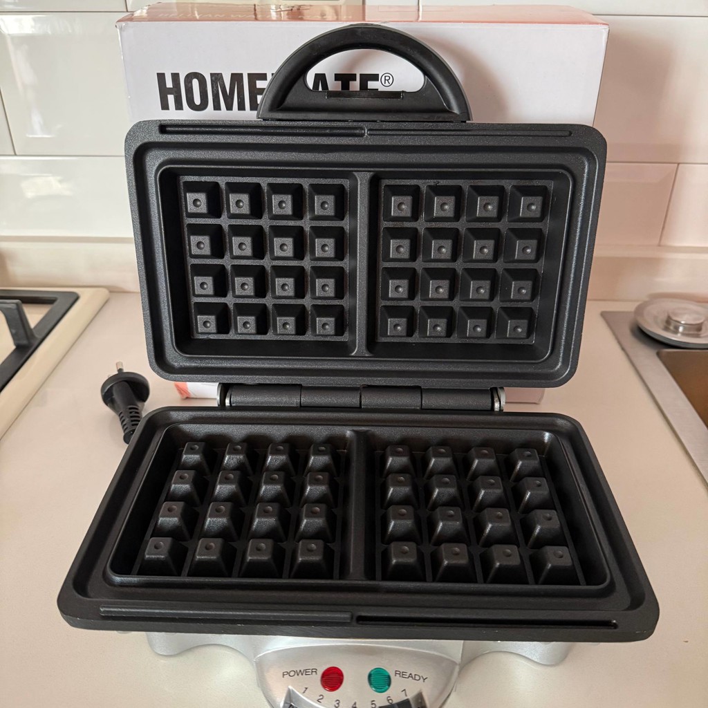 Вафельница Homemate