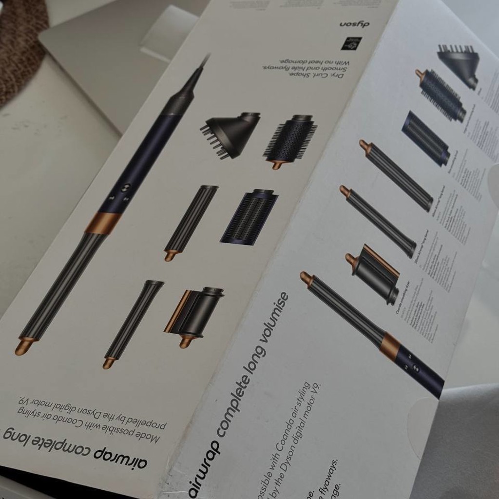 Dyson Airwrap complete long volumise
