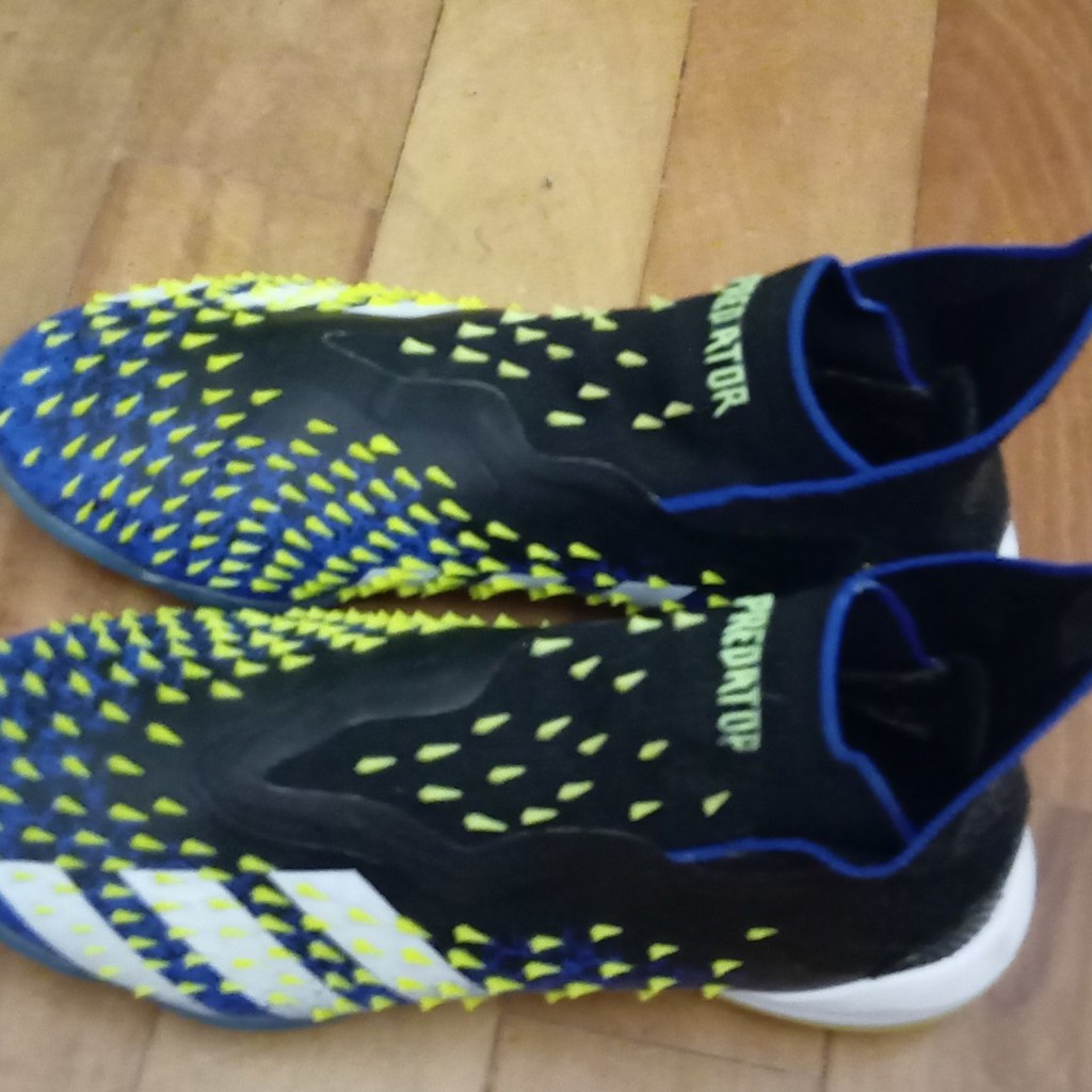 Сороконожки Adidas Predator Demon Skin