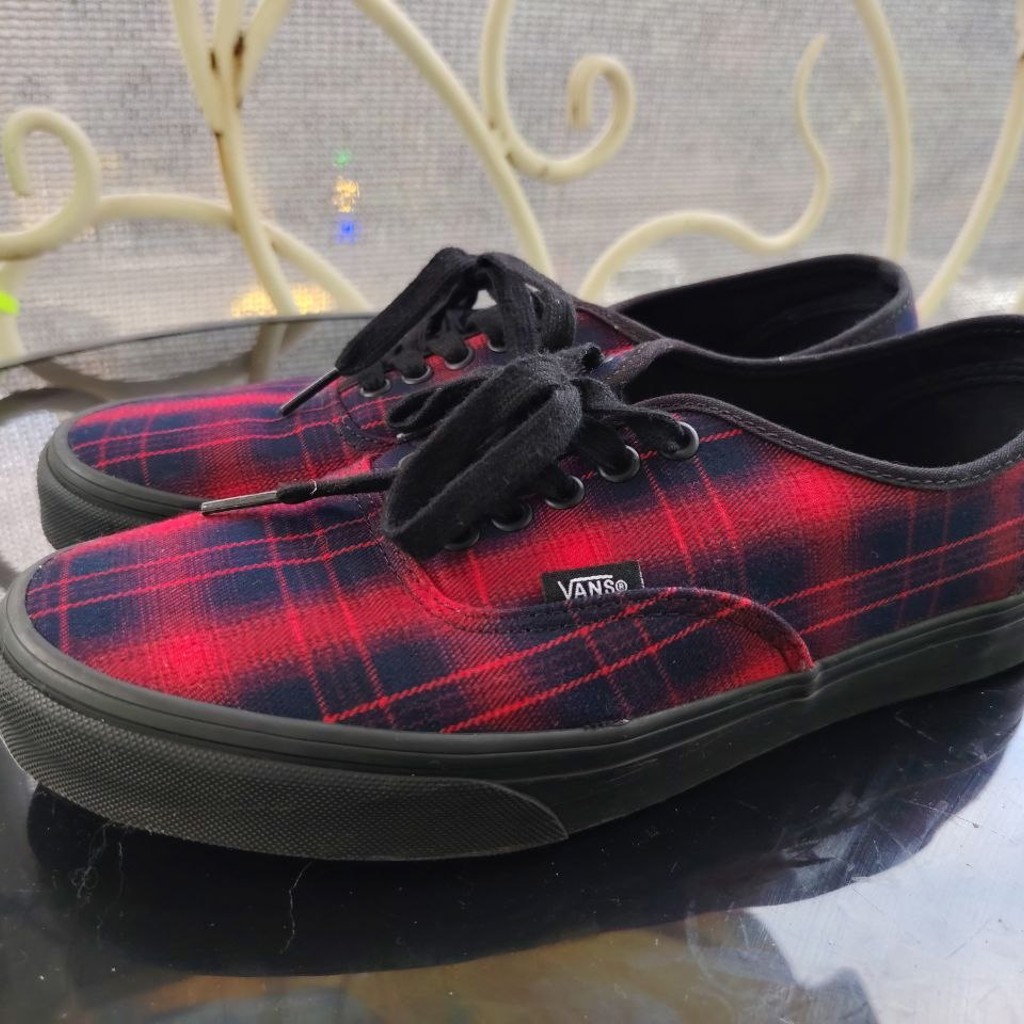 Vans slip on