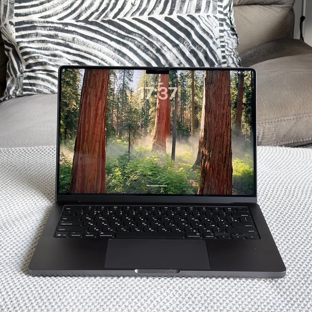 MacBook Pro 14' M5