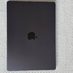 MacBook Pro 14' M5 - фото 5