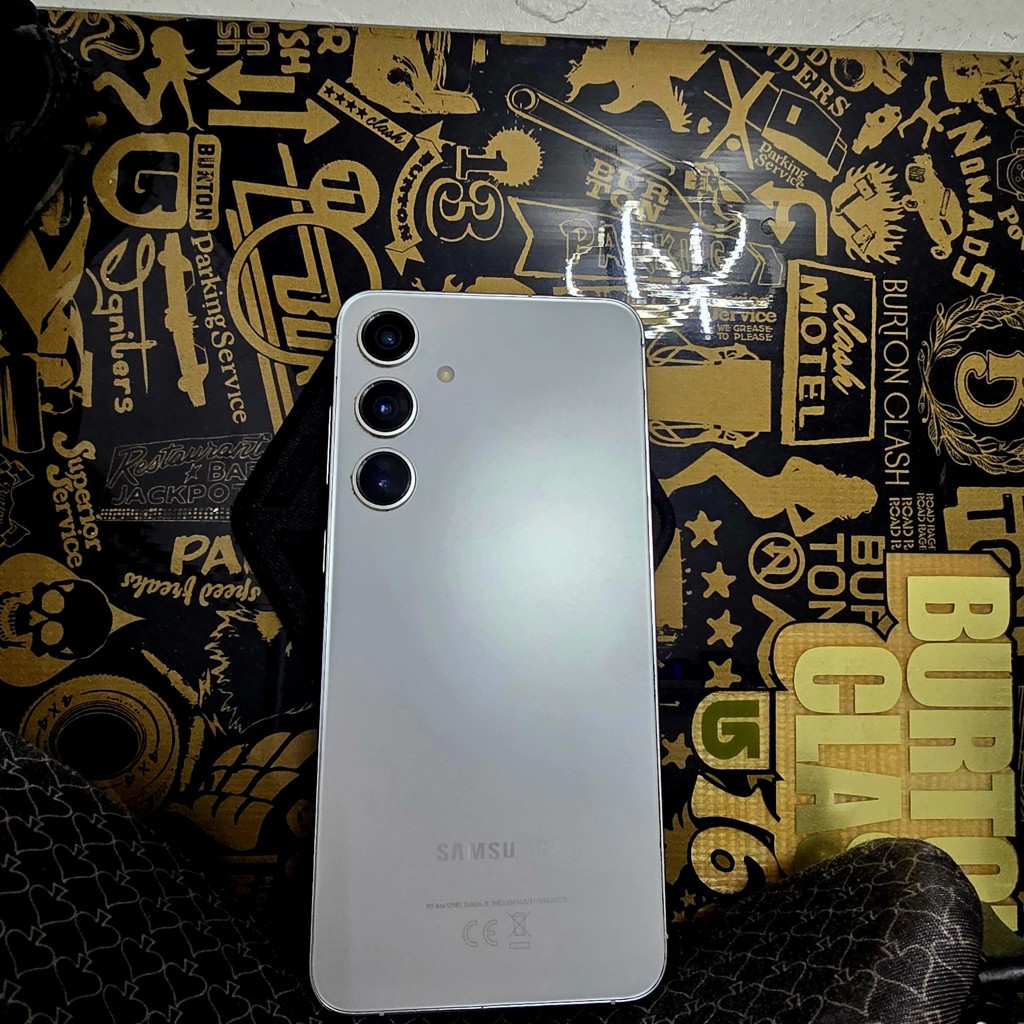 Samsung S24+
