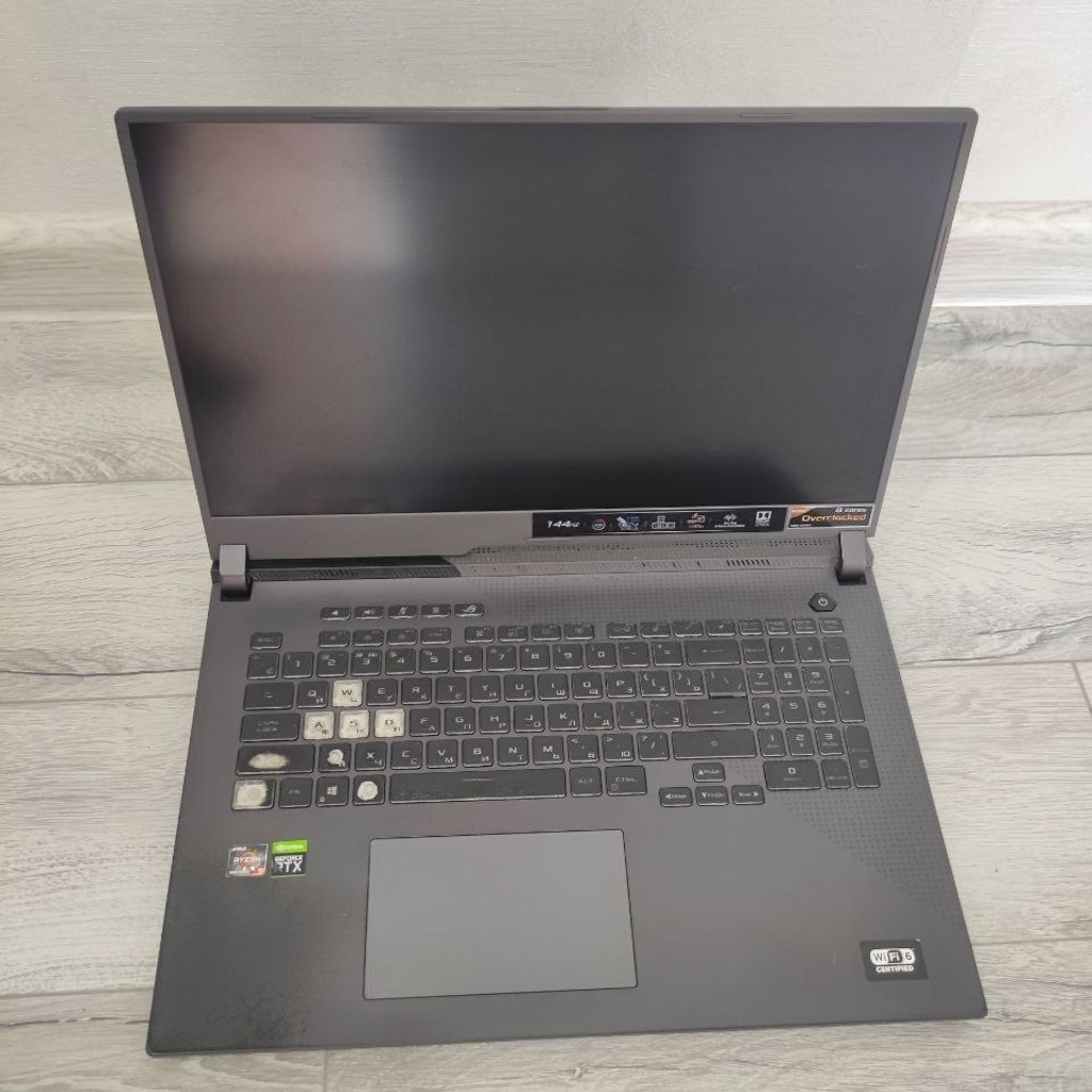Ноутбук ASUS ROG Strix G17