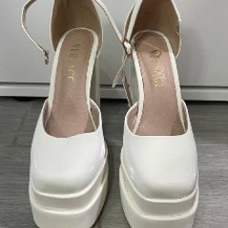 Босоножки Dr. Martens - фото 1