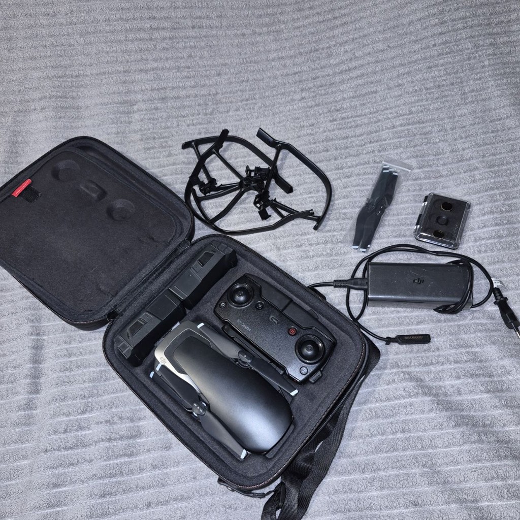 Квадрокоптер DJI Mavic Air