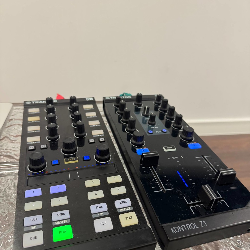 Traktor Kontrol Z1
