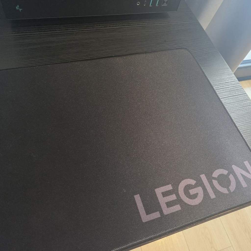 Игровой коврик Lenovo Legion MousePad (XL)