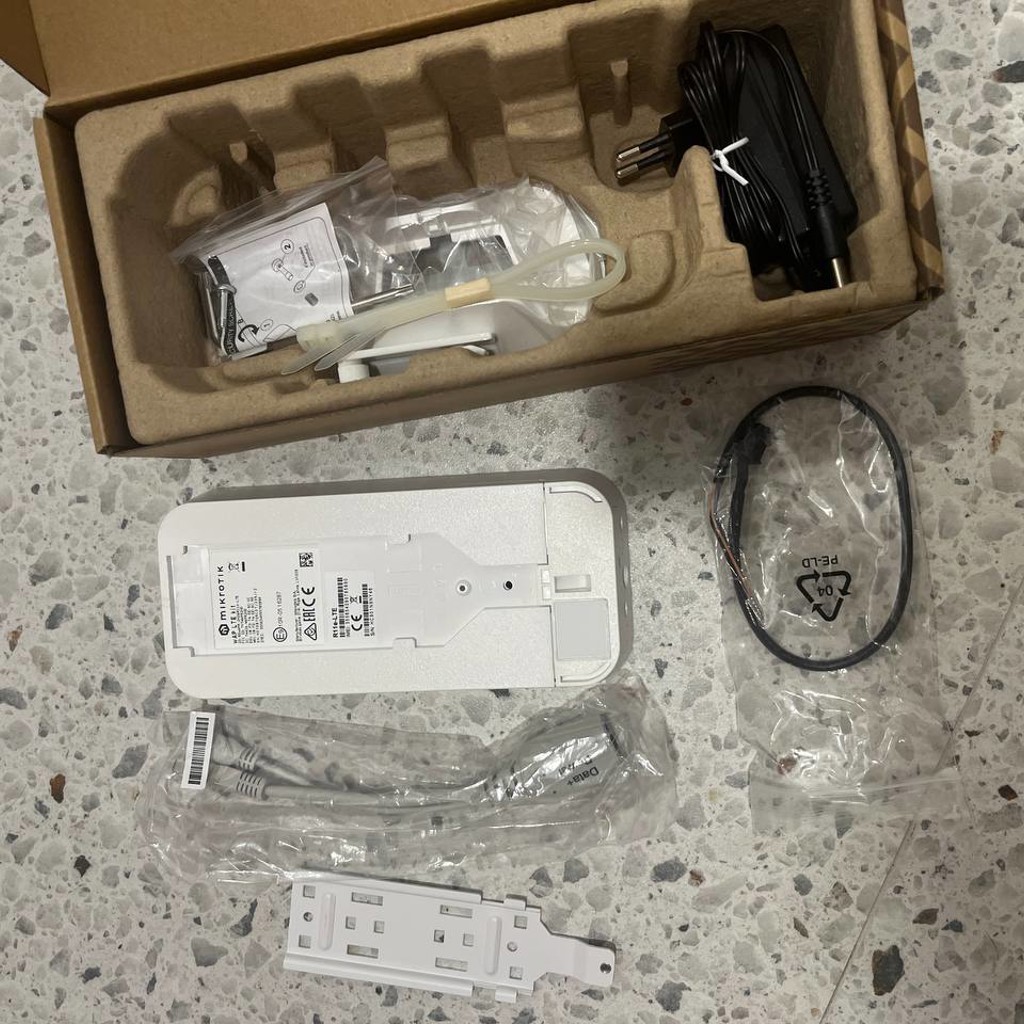 Mikrotik wAP LTE kit