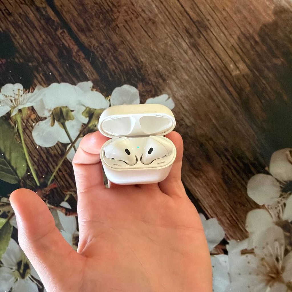 AirPods 2