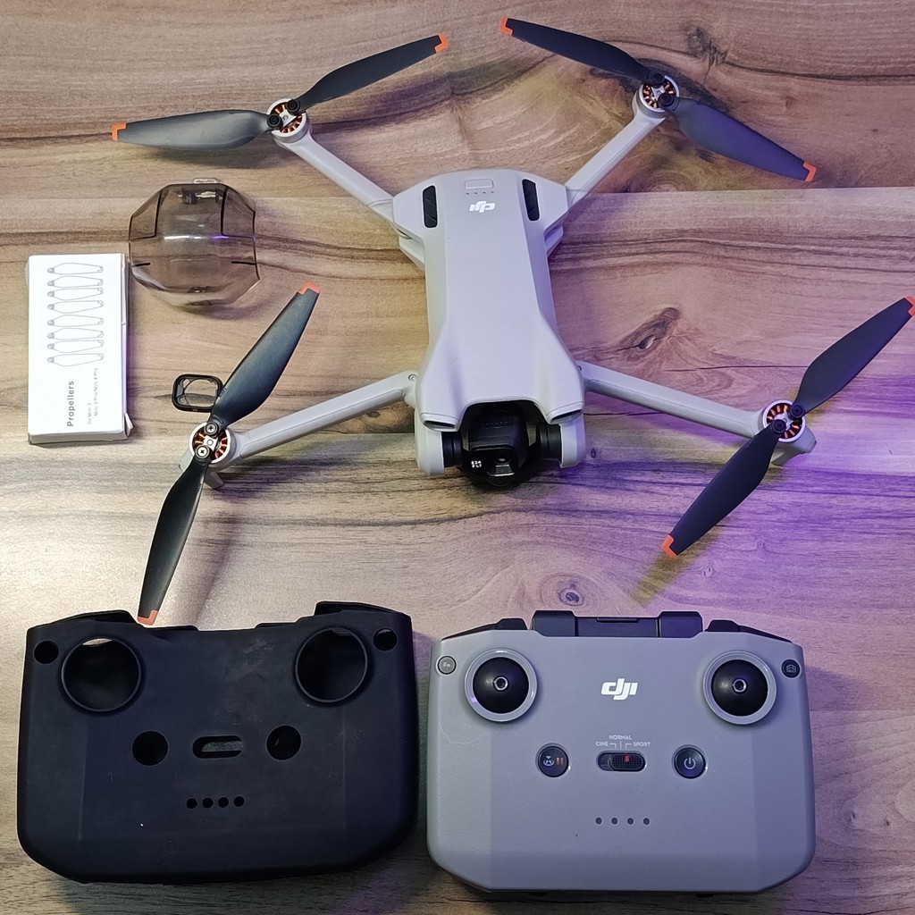 Квадрокоптер DJI Mini 3