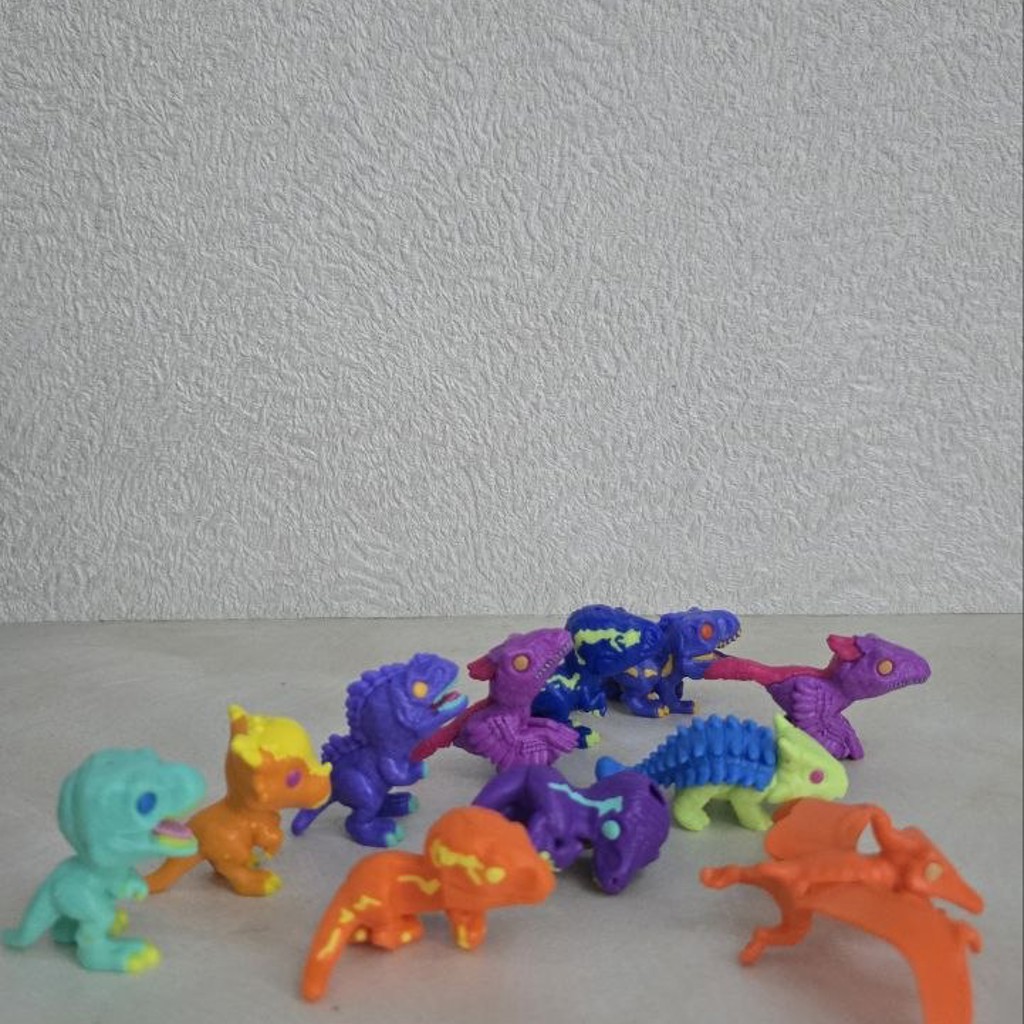 Kinder Joy (Jurassic Park)