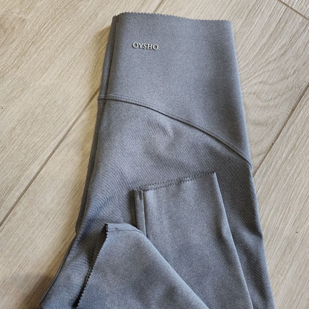 Компрессионные легенсы oysho