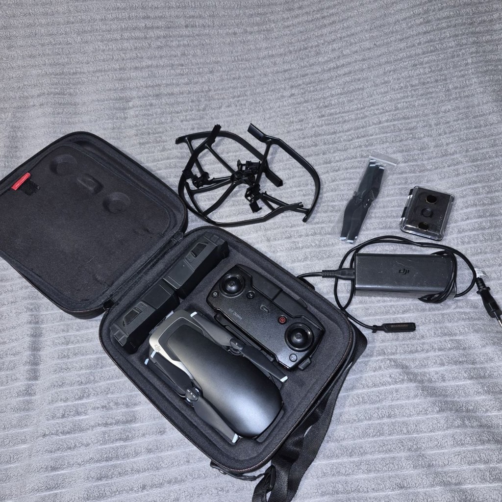 Квадрокоптер DJI Mavic Air