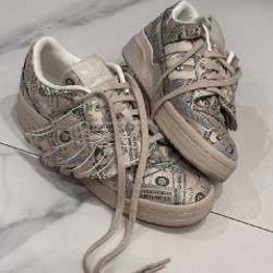 Jeremy Scott x Adidas Forum Wings 1.0 low 'Money' - фото 3
