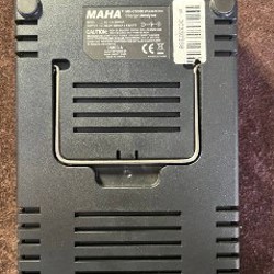 Зарядное устройство MAHA MH-C9000 WizardOne - фото 2
