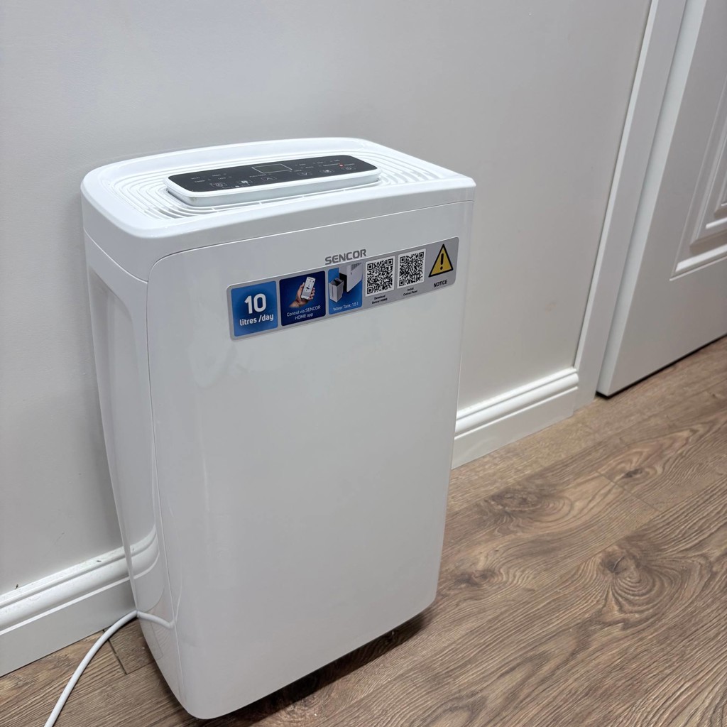 Осушитель воздуха Sencor SDH 1028WH