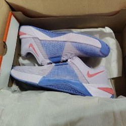 Nike Metcon 10 - фото 8