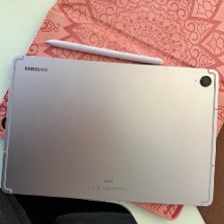 Планшет Samsung Tab S9 FE - фото 2