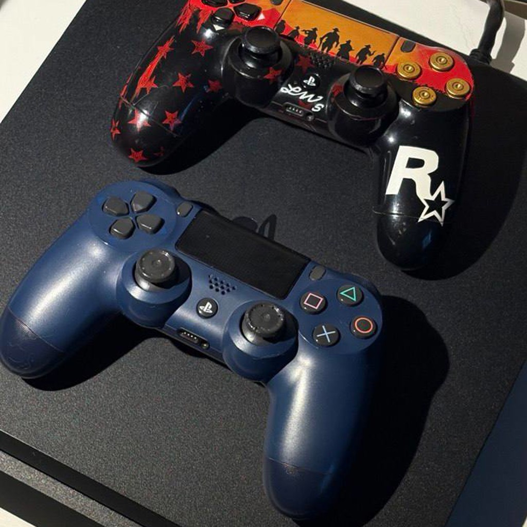 PlayStation 4