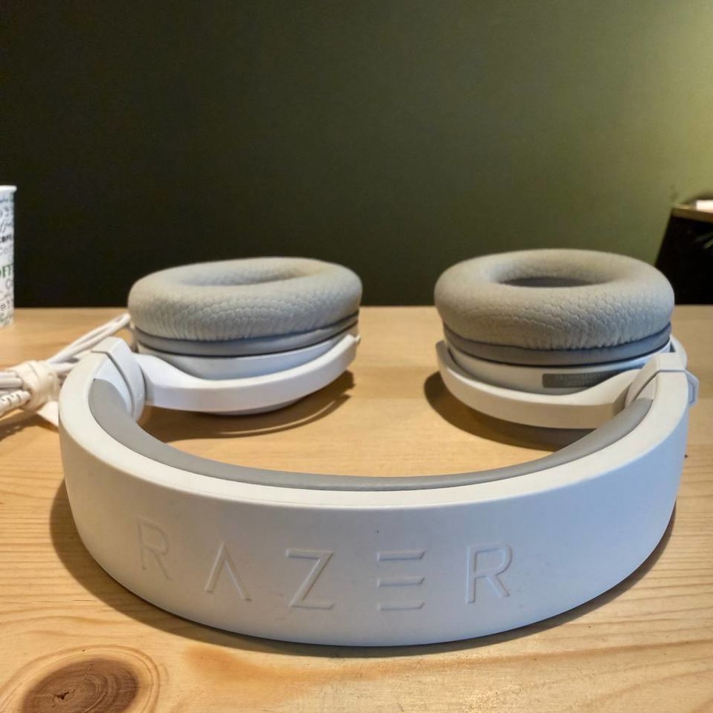 Razer Barracuda X White