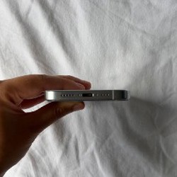 IPhone 16 Pro - фото 7
