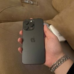 IPhone 15 Pro Max - фото 2