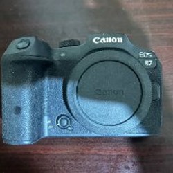 Фотоаппарат Canon R7 - фото 1