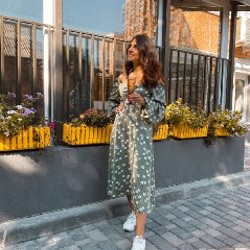 Вязаный укороченный свитерок - фото 1